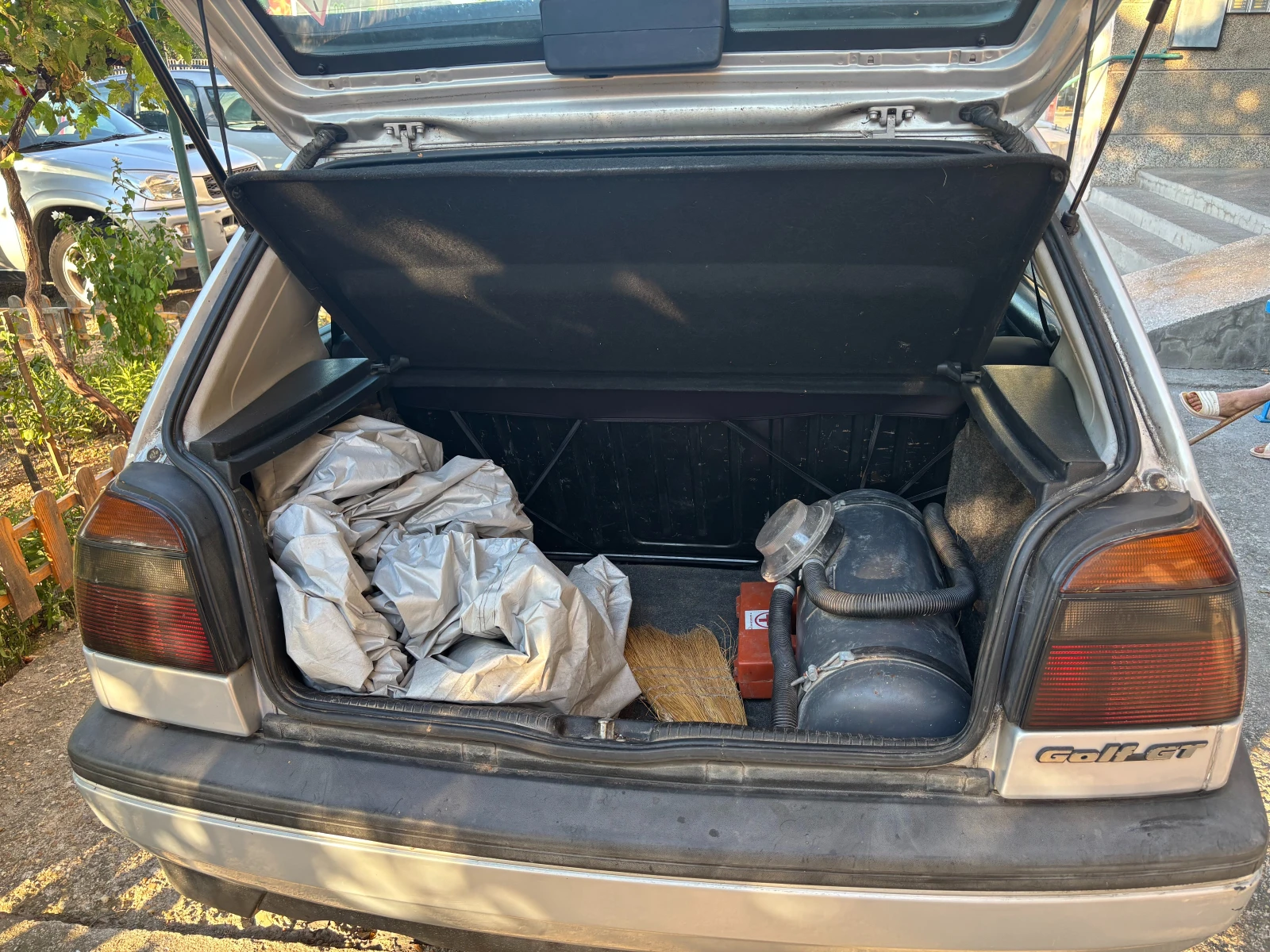 VW Golf, снимка 5 - Автомобили и джипове - 55753742