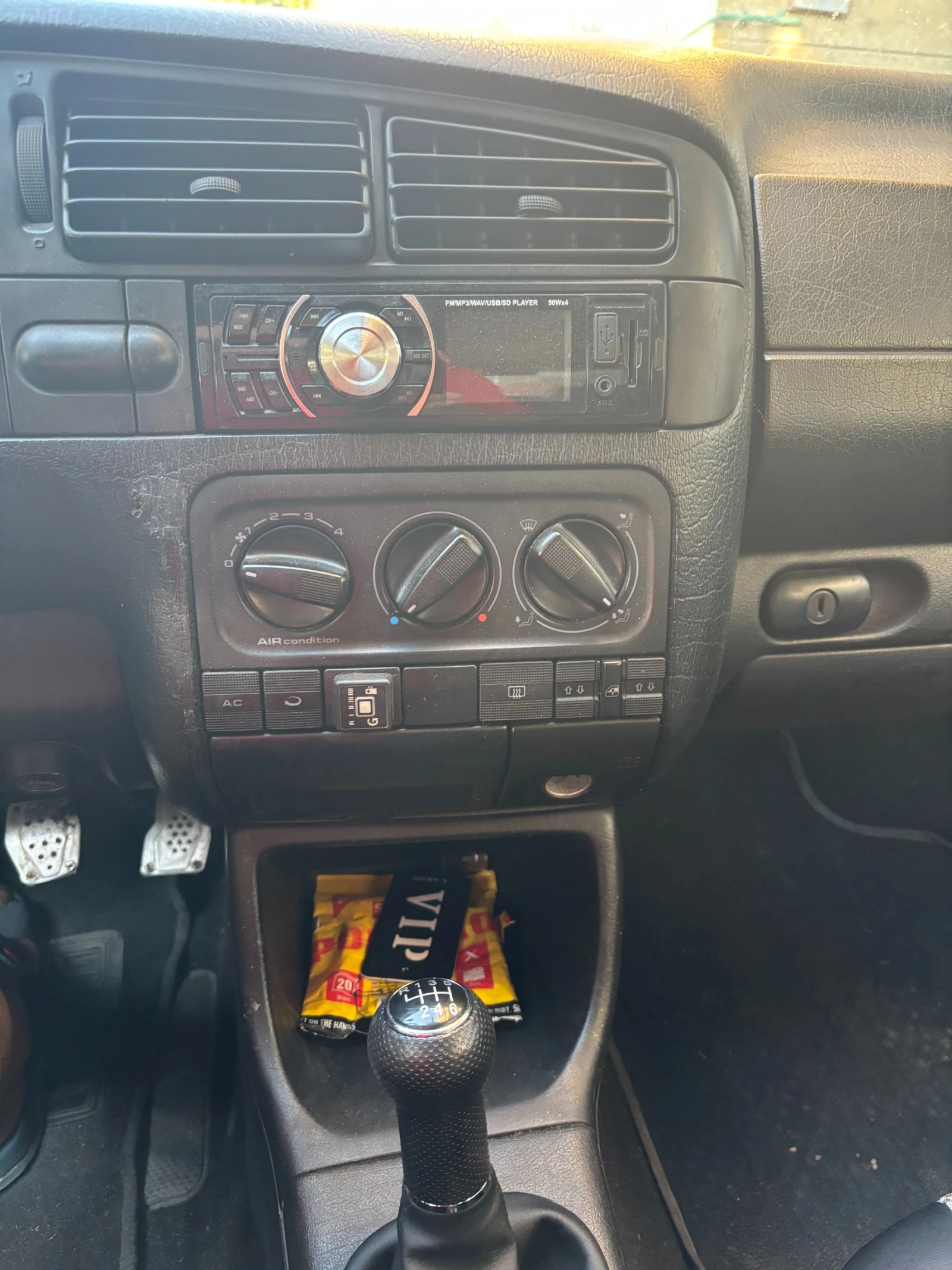 VW Golf, снимка 7 - Автомобили и джипове - 55753742