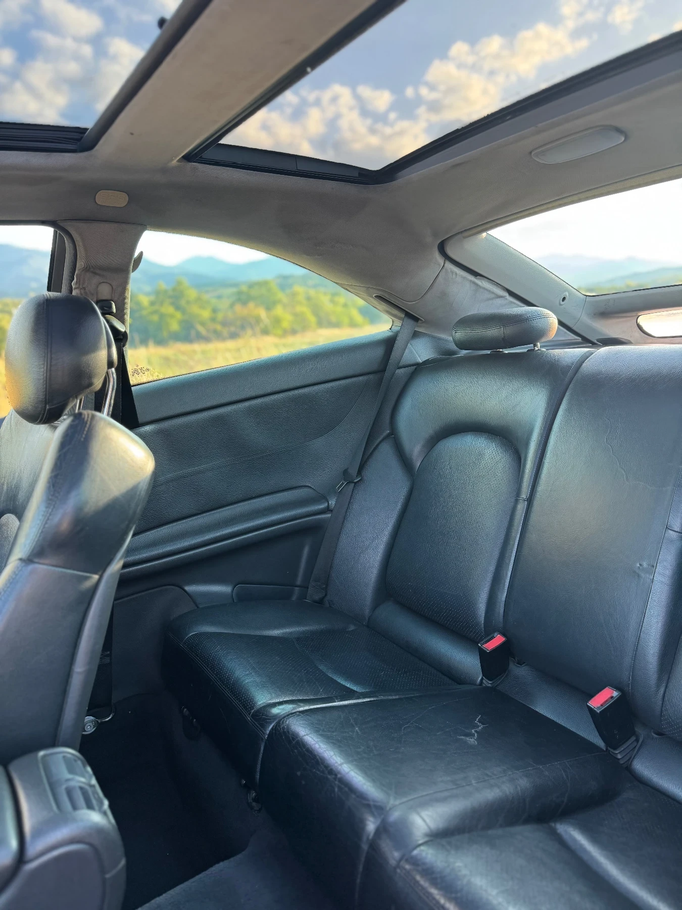Mercedes-Benz C 180 129к.с, Купе, Газ/Бензин, снимка 14 - Автомобили и джипове - 56073515