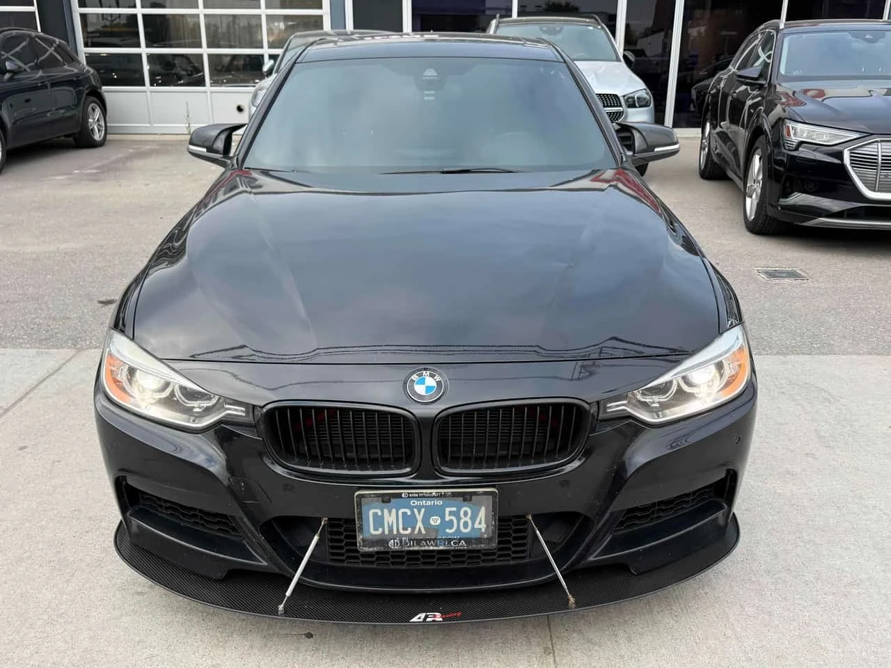 BMW 335 / xDrive / РЪЧКА / М ПАКЕТ / ХЕД-ЪП, снимка 5 - Автомобили и джипове - 56275837
