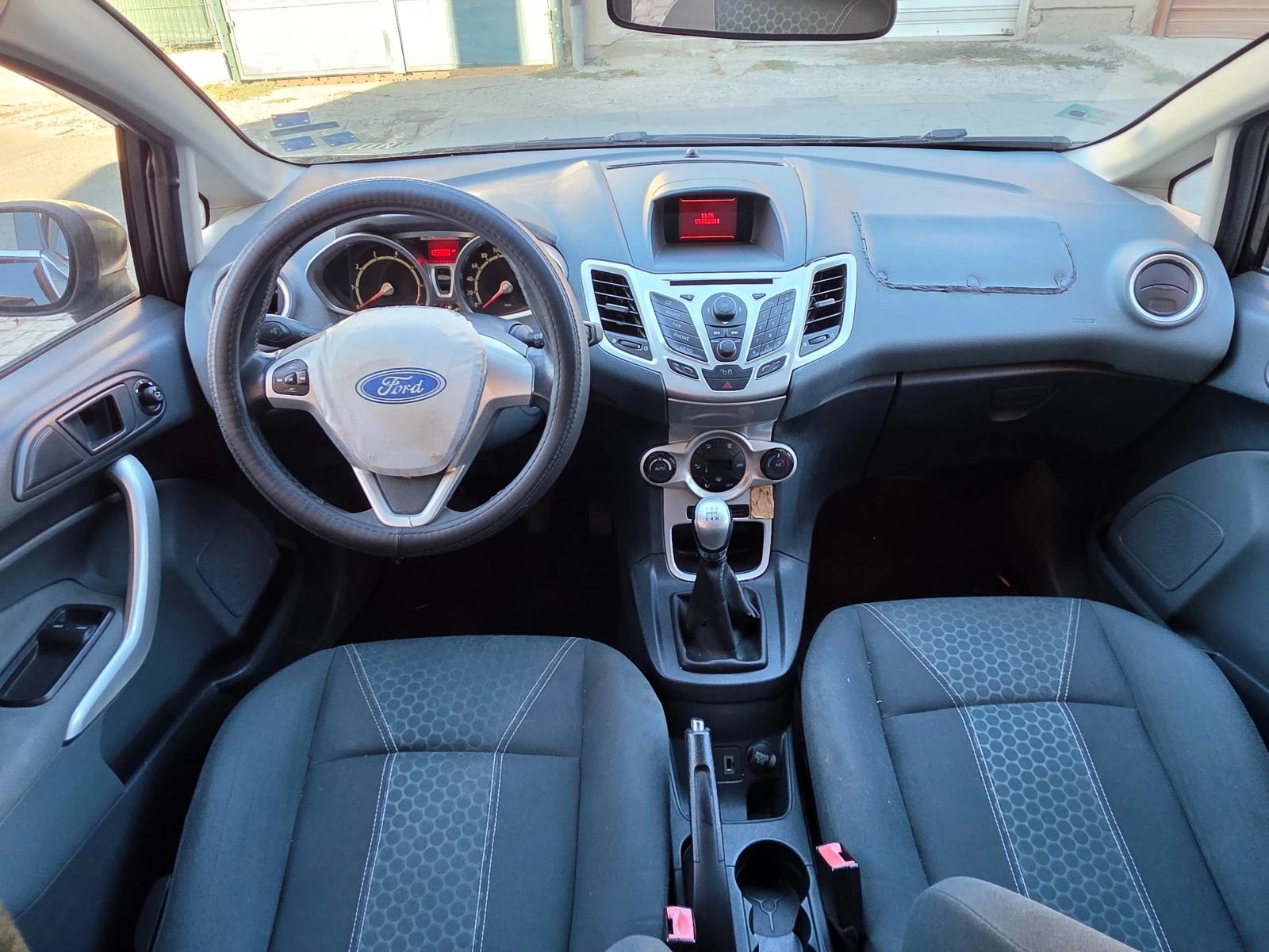 Ford Fiesta Фестивал, снимка 9 - Автомобили и джипове - 56296782