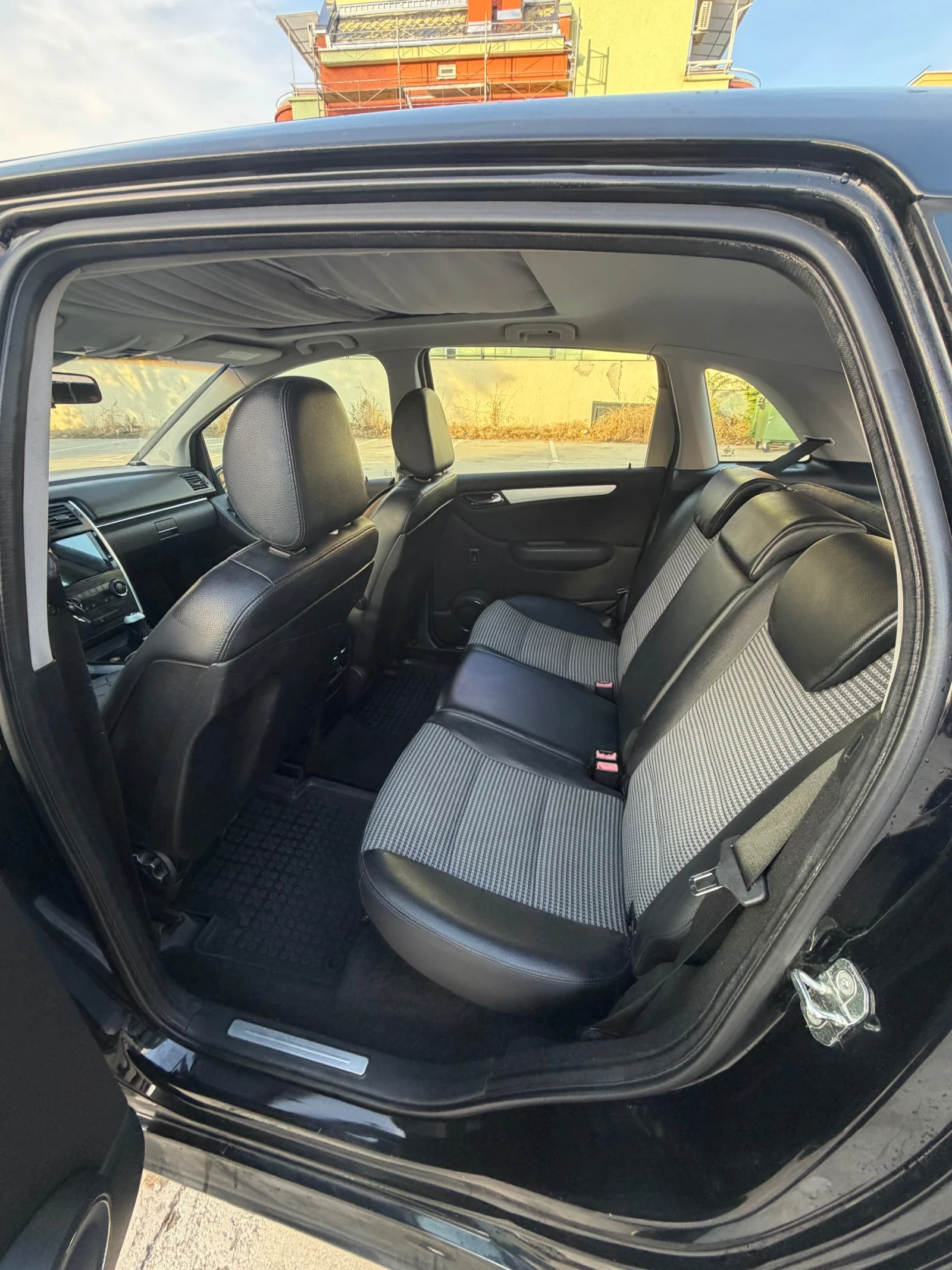 Mercedes-Benz B 200 | Mobile.bg � ����������� 11