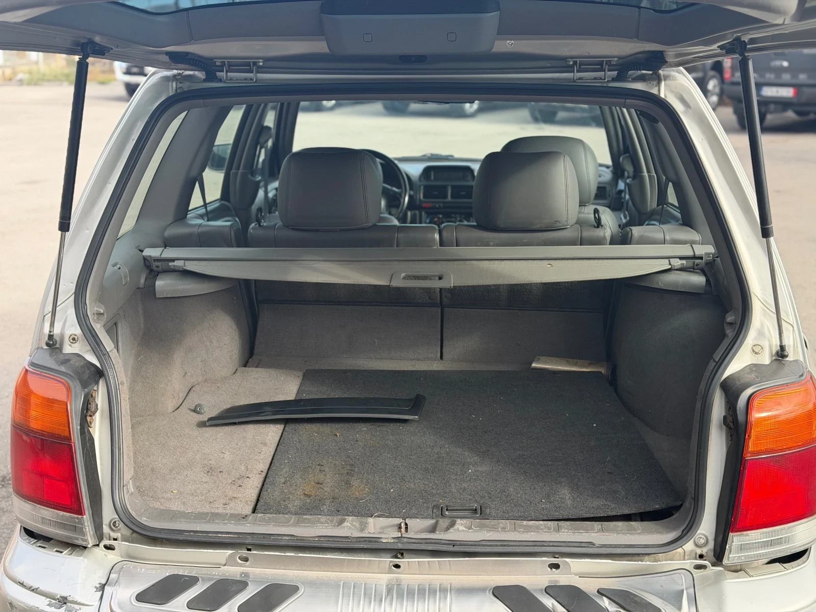 Subaru Forester 2.0i, снимка 5 - Автомобили и джипове - 56683897