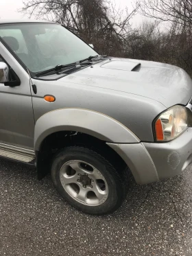 Nissan Navara 2.7 125коня механично ГНП - 7400 € / 14473.14 лв. - 28568961 3