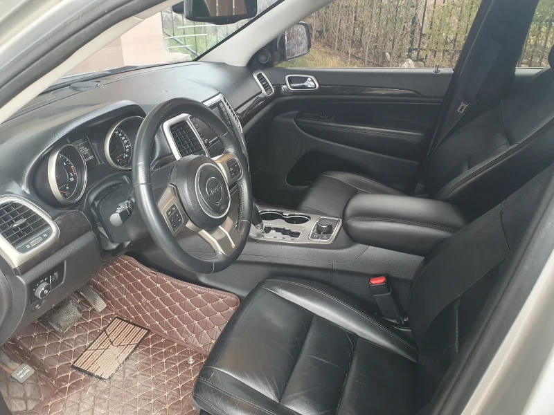 Jeep Grand cherokee WK2, снимка 8 - Автомобили и джипове - 49180128