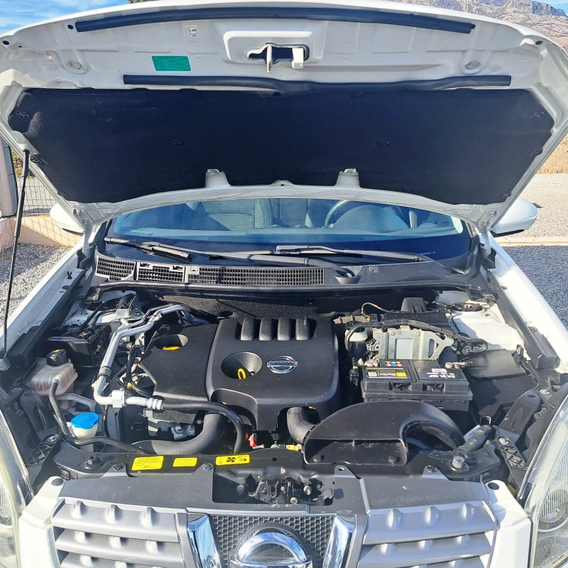 Nissan Qashqai 1.5 dCI* 106 Hp* 6 скорости* ОТЛИЧЕН!* , снимка 17 - Автомобили и джипове - 49414193