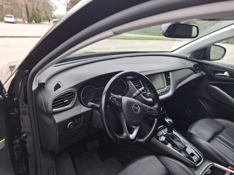 Opel Grandland X 1.5 D/131 к.с./АВТОМАТ 8 СК/НАВИ/ПОДГРЕВ/ОБДУХВ, снимка 7 - Автомобили и джипове - 52455701