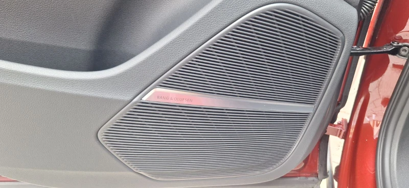 Audi SQ7 TFSI quattro, снимка 9 - Автомобили и джипове - 50565443