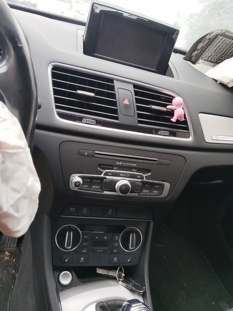 Audi Q3 2.0 tdi, снимка 8 - Автомобили и джипове - 53342986