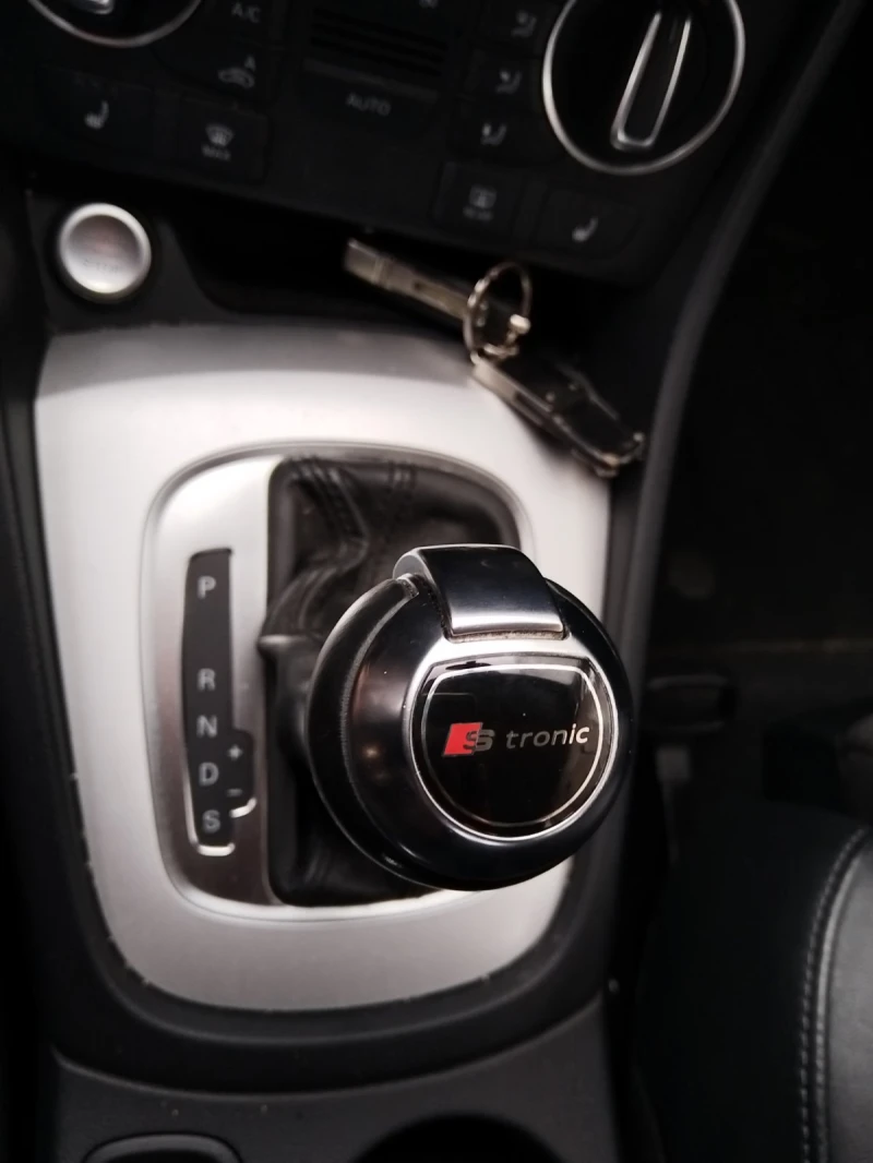 Audi Q3 2.0 tdi, снимка 7 - Автомобили и джипове - 53342986