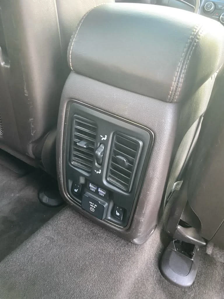 Jeep Grand cherokee 5.7 Hemi Газ - изображение 9