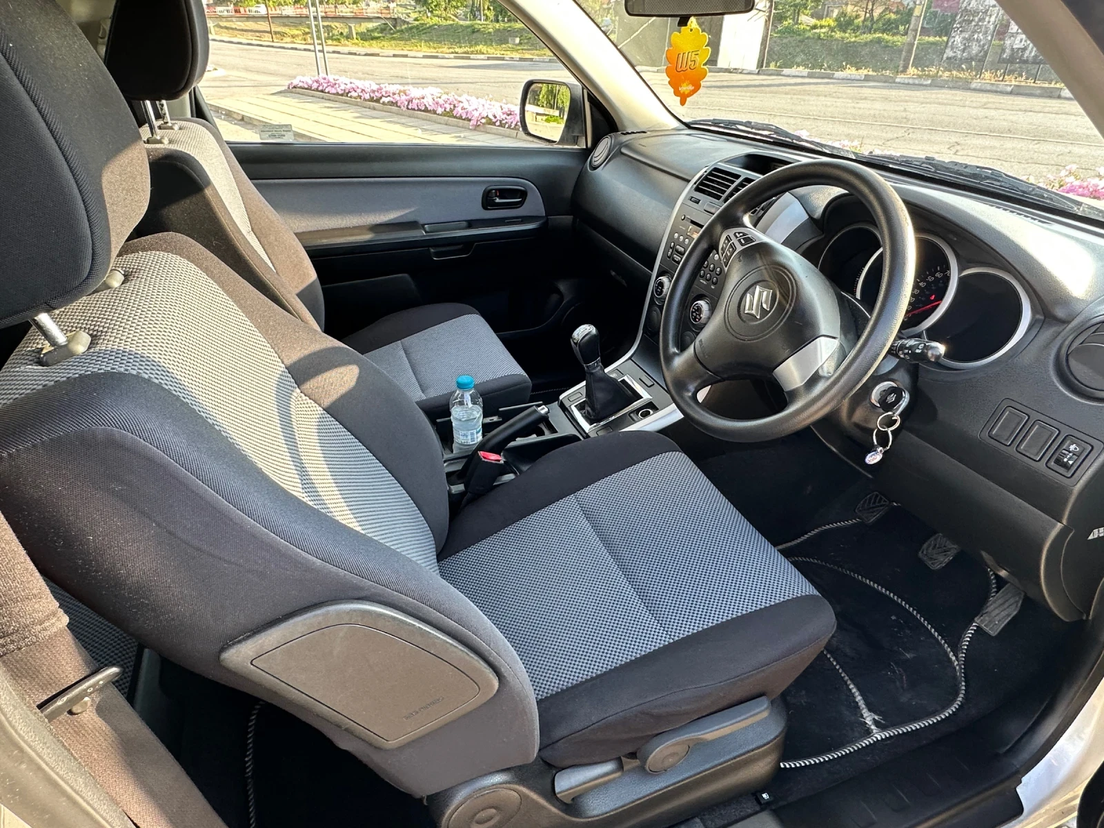 Suzuki Grand vitara 4x4 1.6  - изображение 9