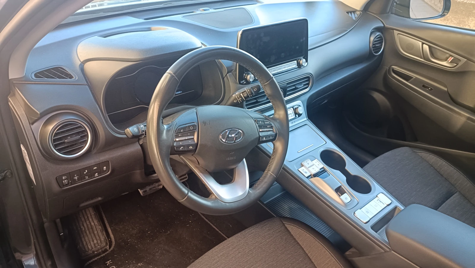 Hyundai Kona 64 kWh Fashion Термопомпа SoH 100% - изображение 5