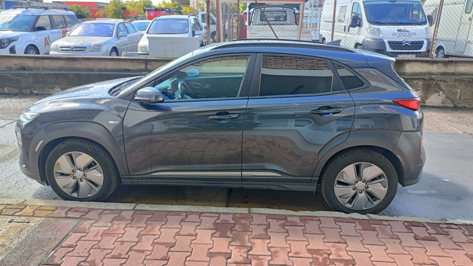 Hyundai Kona 64 kWh Fashion Термопомпа SoH 100% - изображение 3