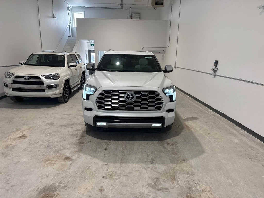 Toyota Sequoia * CAPSTONE * CARFAX * ������ ������ !!! | Mobile.bg � ����������� 6