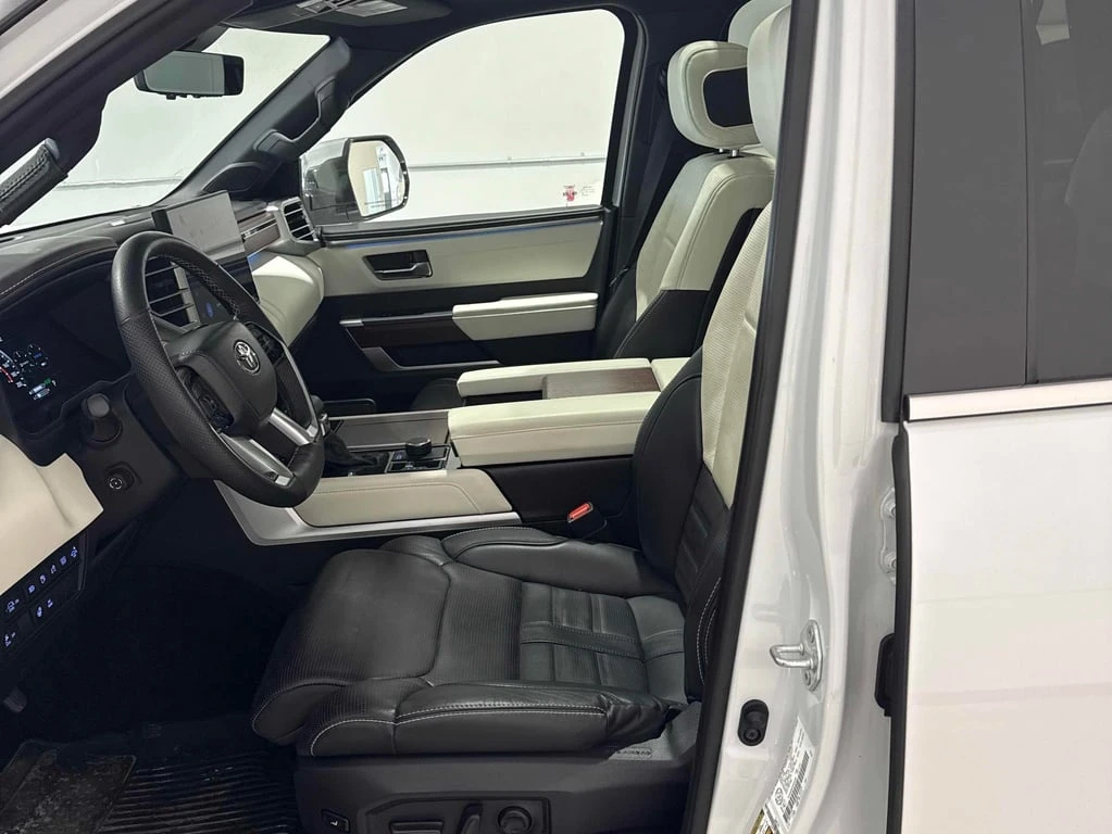 Toyota Sequoia * CAPSTONE * CARFAX * ������ ������ !!! | Mobile.bg � ����������� 16