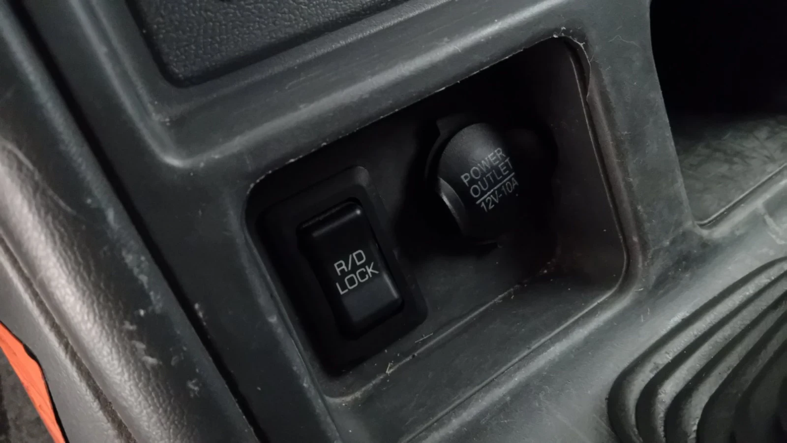 Mitsubishi Pajero 2.8 TD - изображение 6