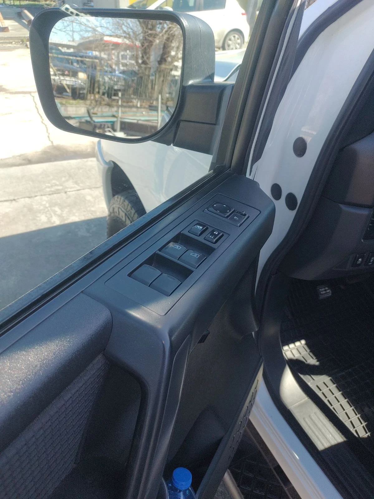 Nissan Titan king 5.6 V8 - изображение 7