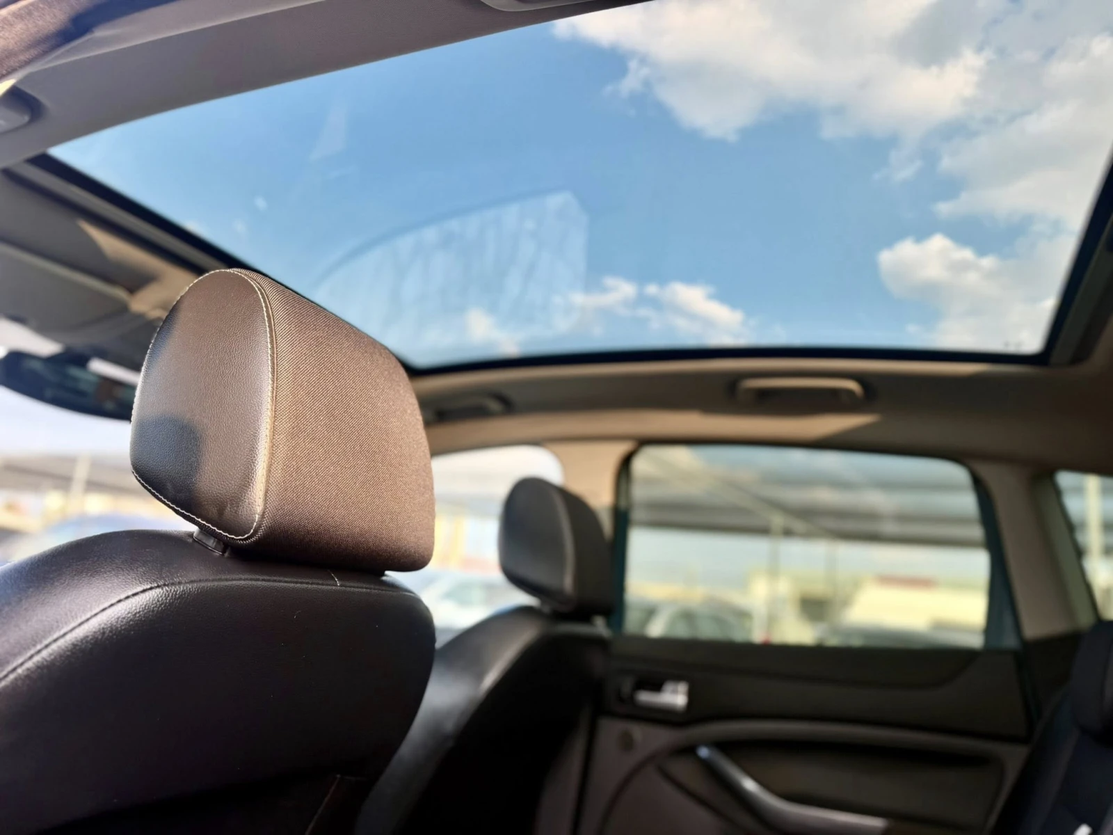 Ford Kuga 2.5 АВТОМАТИК 4х4, снимка 15 - Автомобили и джипове - 53737833