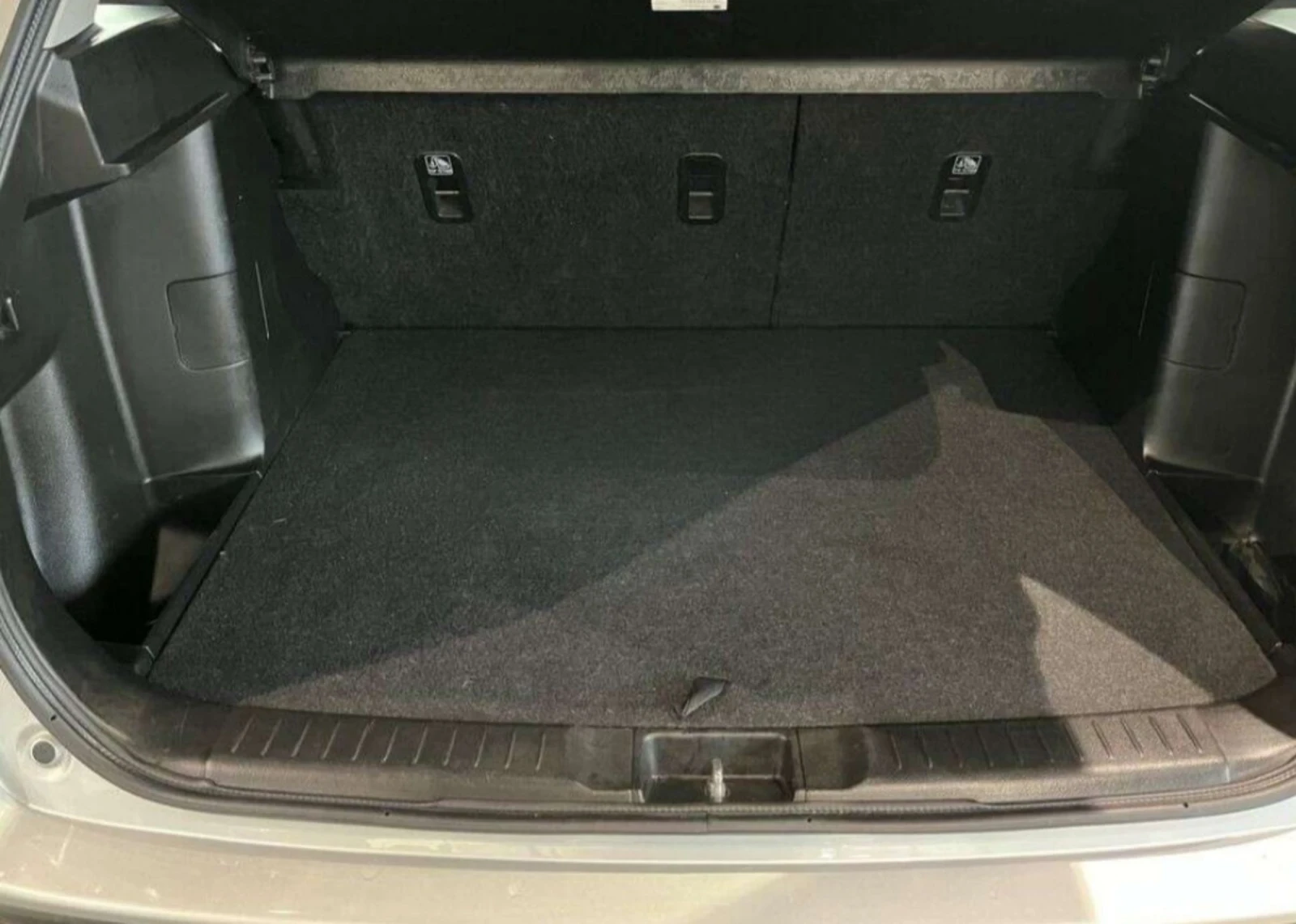 Suzuki Vitara FULL SERVICE IN SUZUKI 81.000км 4х4 , снимка 13 - Автомобили и джипове - 53760263