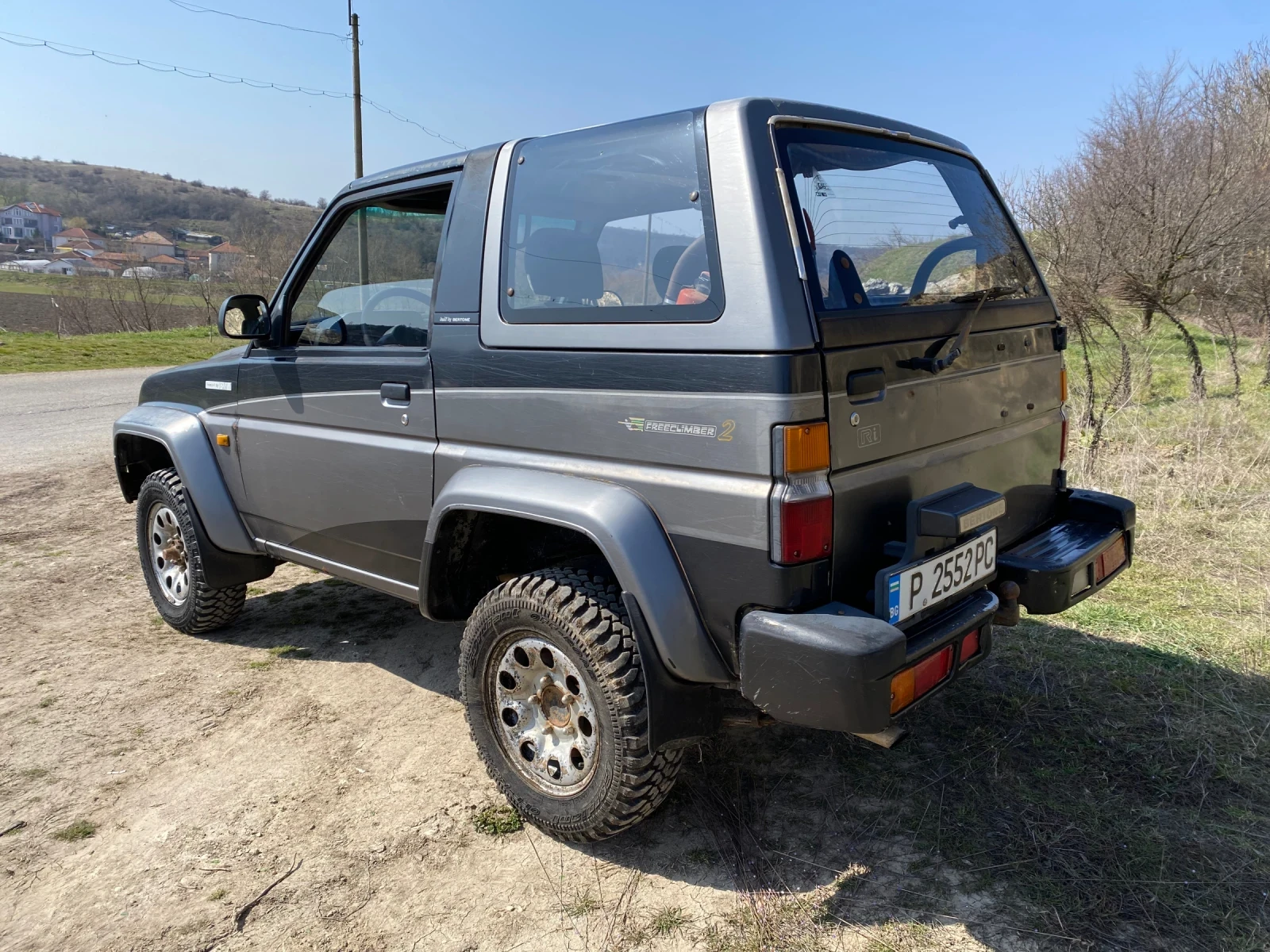 Daihatsu Feroza, снимка 2 - Автомобили и джипове - 53836321