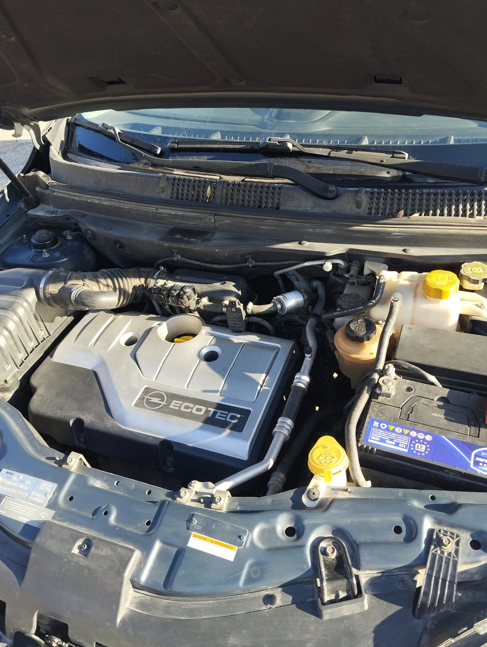 Opel Antara, снимка 6 - Автомобили и джипове - 53985519