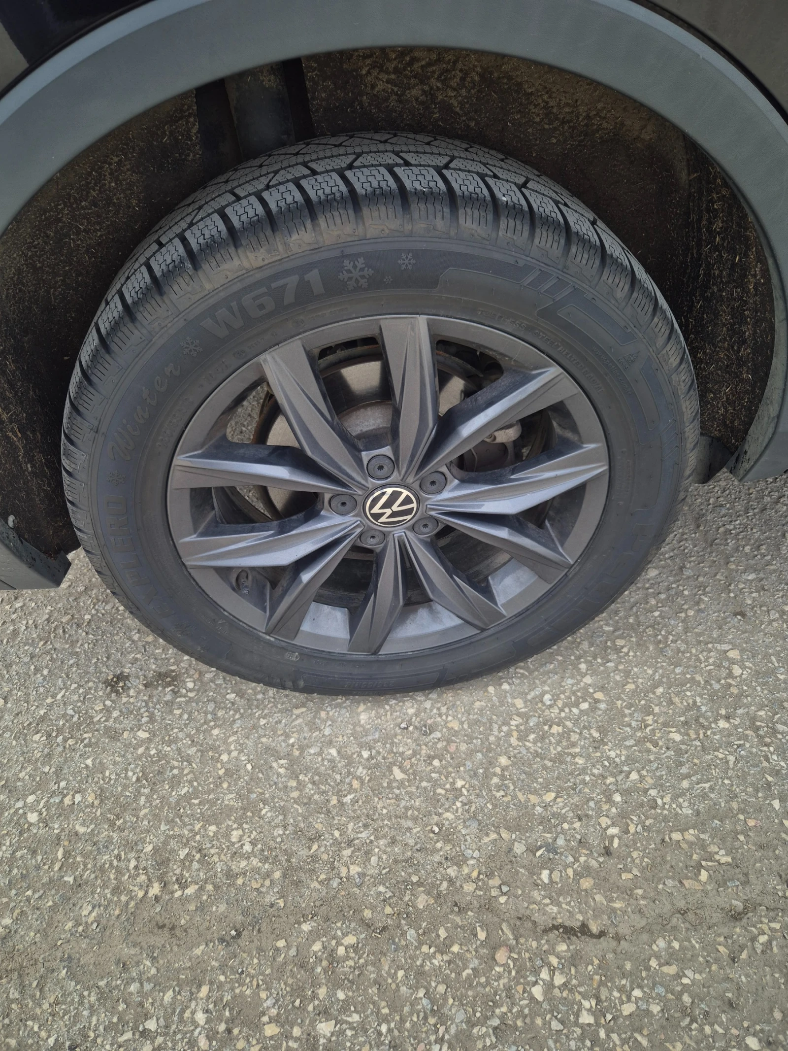 VW Tiguan SE, снимка 8 - Автомобили и джипове - 54028809