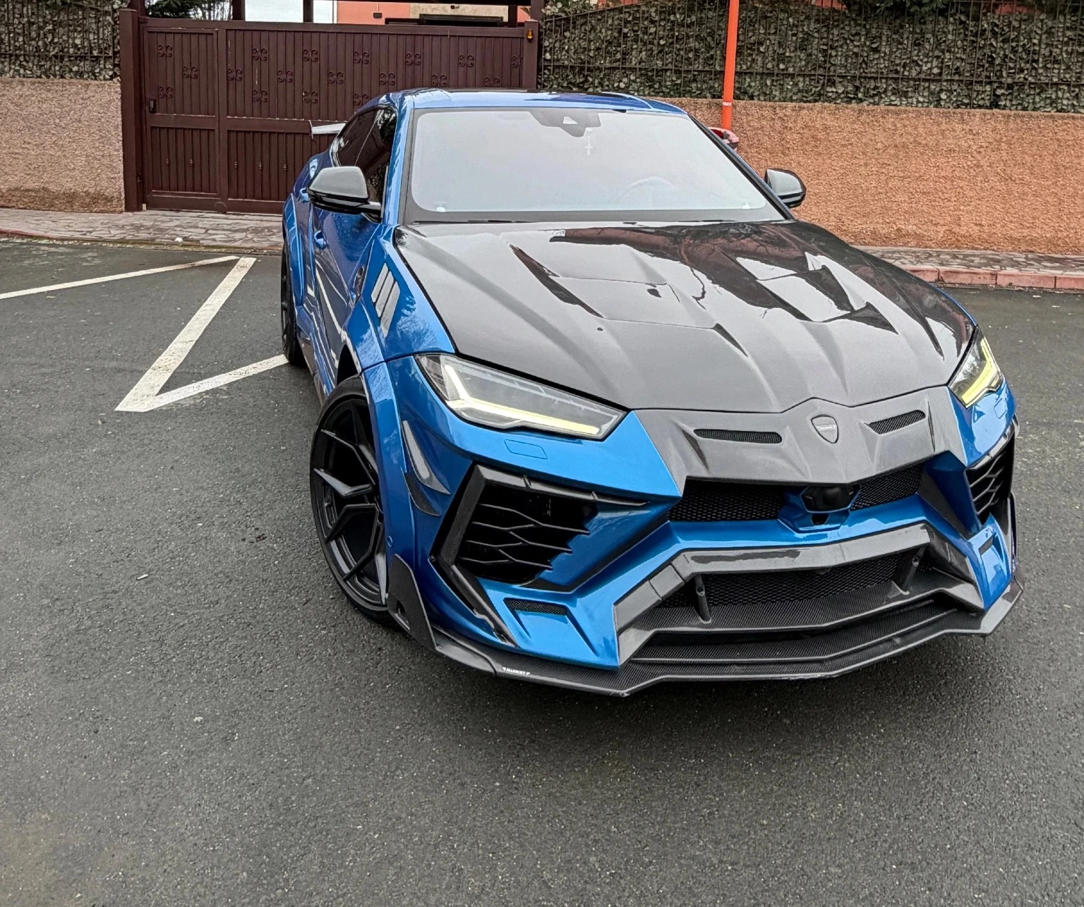 Lamborghini Urus V8 AWD MANSORY, снимка 4 - Автомобили и джипове - 54106869