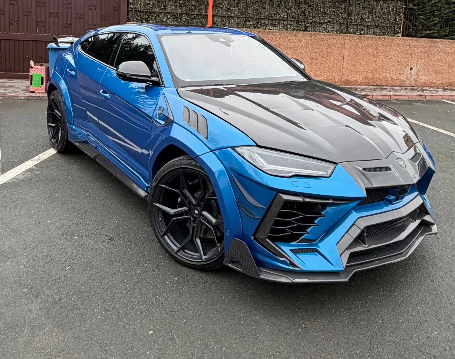 Lamborghini Urus V8 AWD MANSORY, снимка 2 - Автомобили и джипове - 54106869