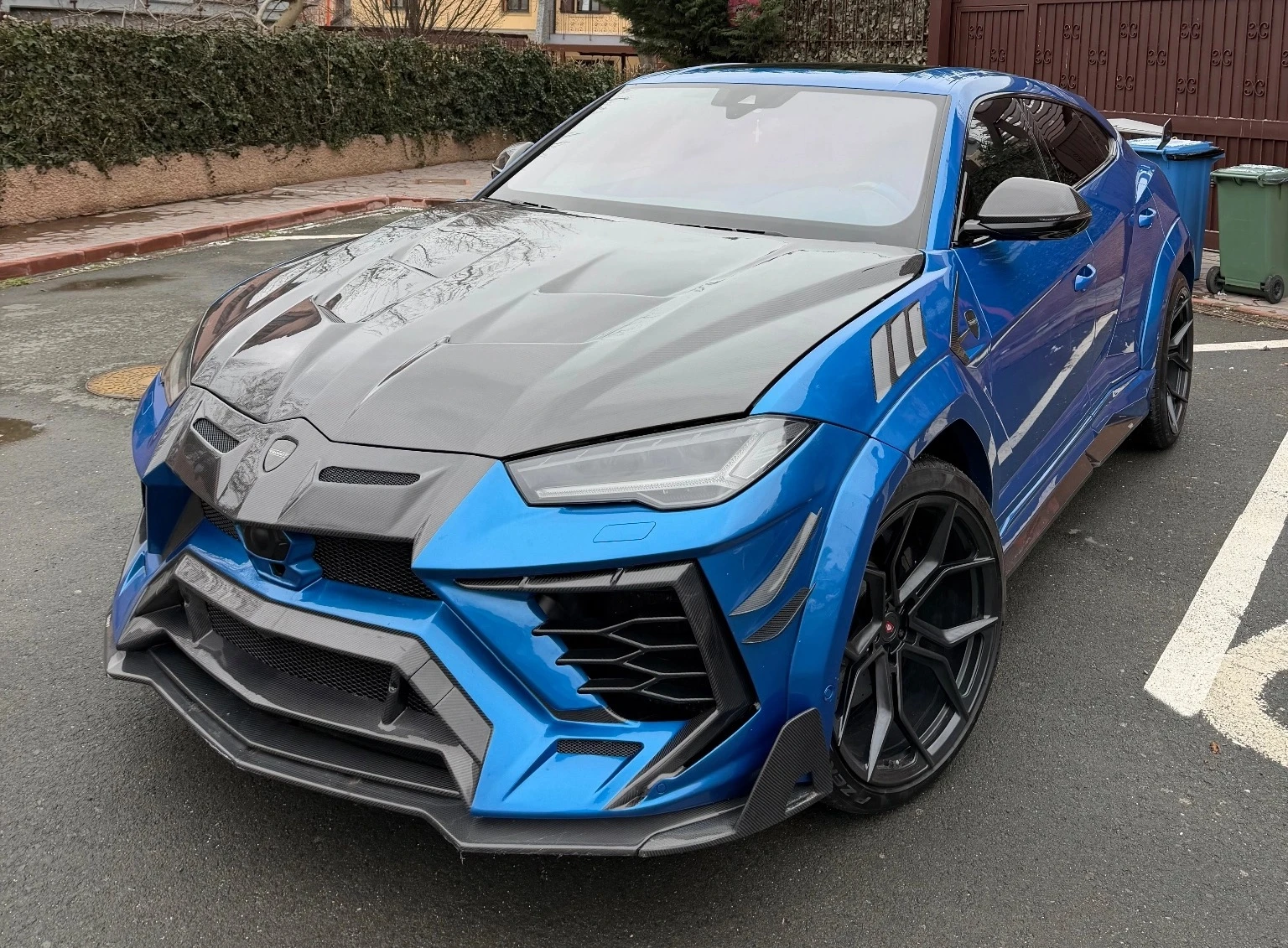 Lamborghini Urus V8 AWD MANSORY, снимка 3 - Автомобили и джипове - 54106869