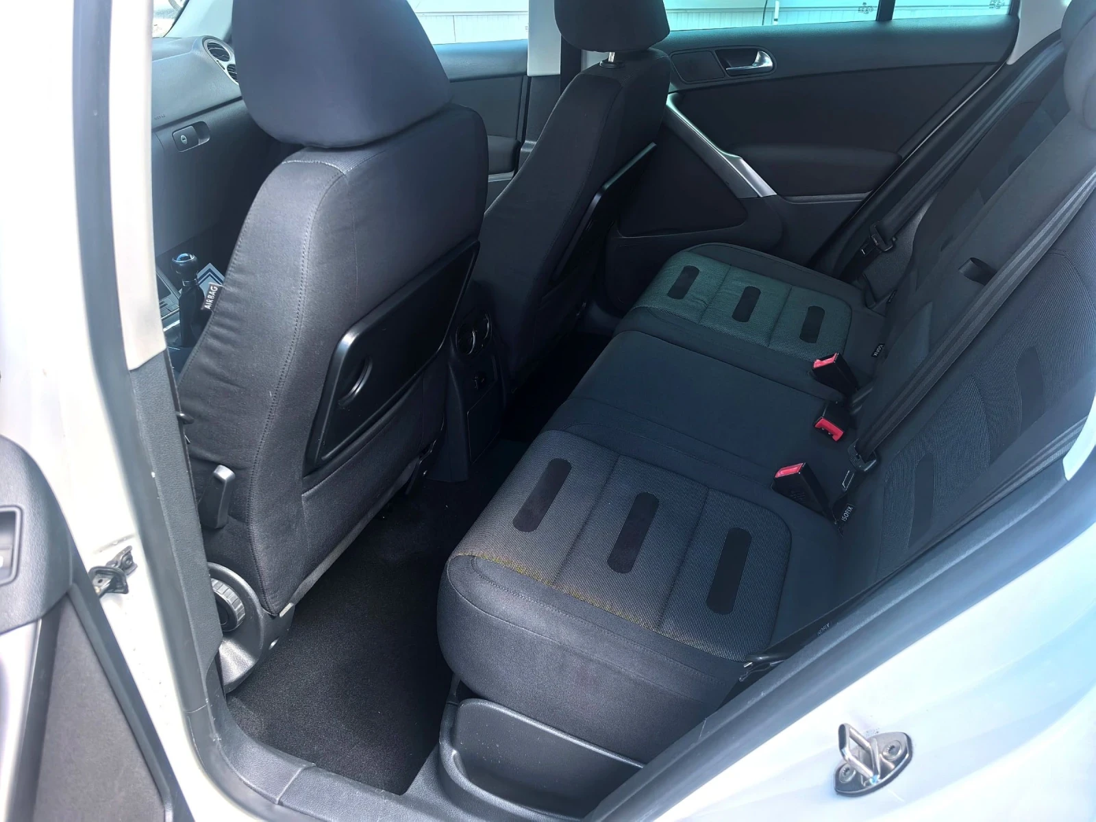 VW Tiguan 2.0 TDI 4Motion, снимка 7 - Автомобили и джипове - 54579964