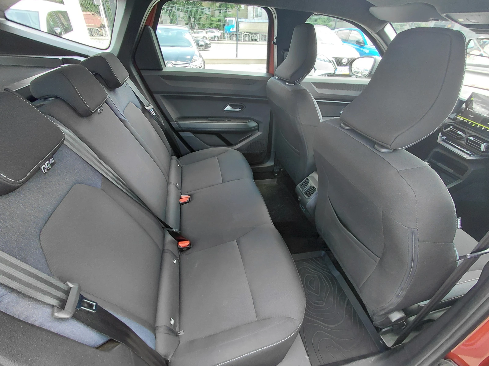 Dacia Bigster 1.2TCe/140�.�/Journey/���/������ | Mobile.bg � ����������� 15