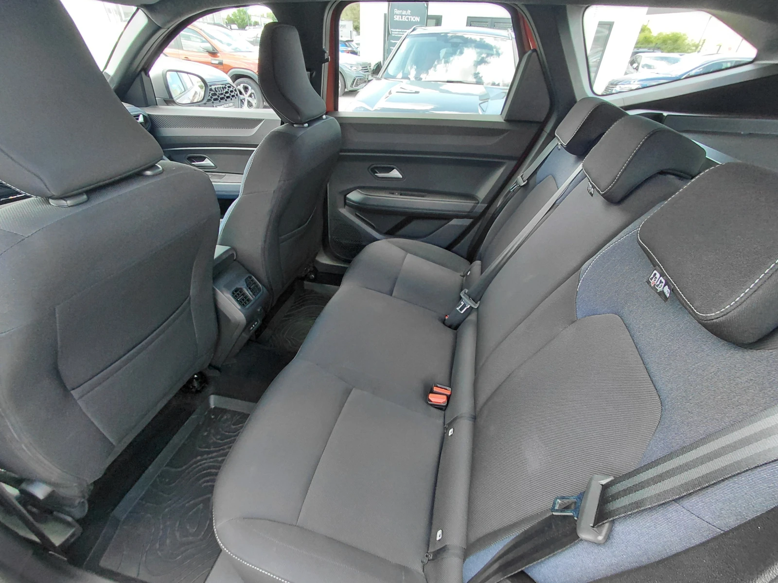 Dacia Bigster 1.2TCe/140�.�/Journey/���/������ | Mobile.bg � ����������� 16