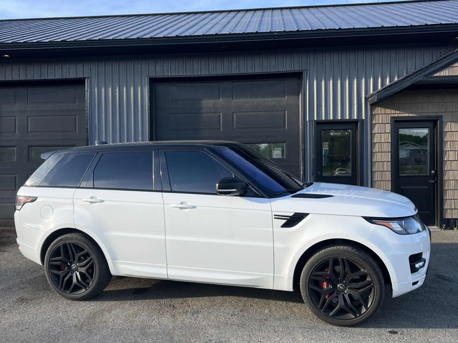 Land Rover Range Rover Sport V8 * СЕРВИЗНА ИСТ * ПАНОРАМА * ПАНОРАМА, снимка 4 - Автомобили и джипове - 54949374