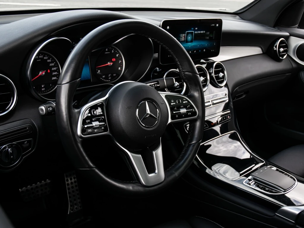 Mercedes-Benz GLC 300 AMG Night Package, снимка 7 - Автомобили и джипове - 55394979
