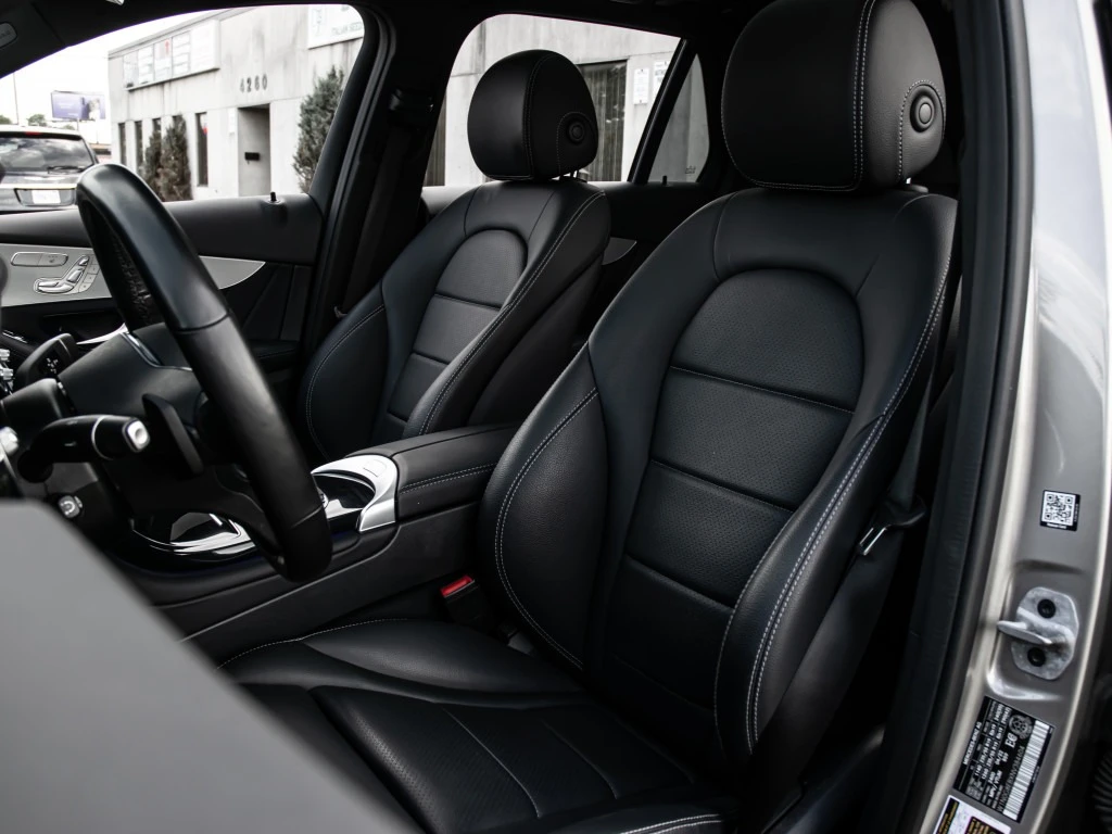 Mercedes-Benz GLC 300 AMG Night Package, снимка 9 - Автомобили и джипове - 55394979