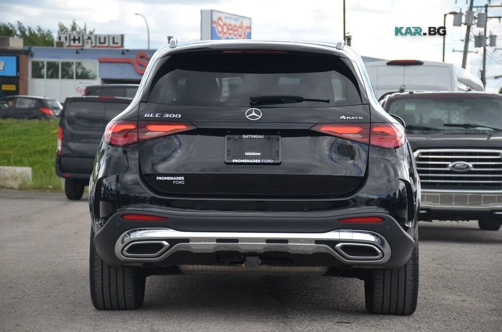 Mercedes-Benz GLC 300 2023* AMG PK* 360* DIS* MULTIBEAM* PANO* КРАЙНА ЦЕ, снимка 5 - Автомобили и джипове - 56104110