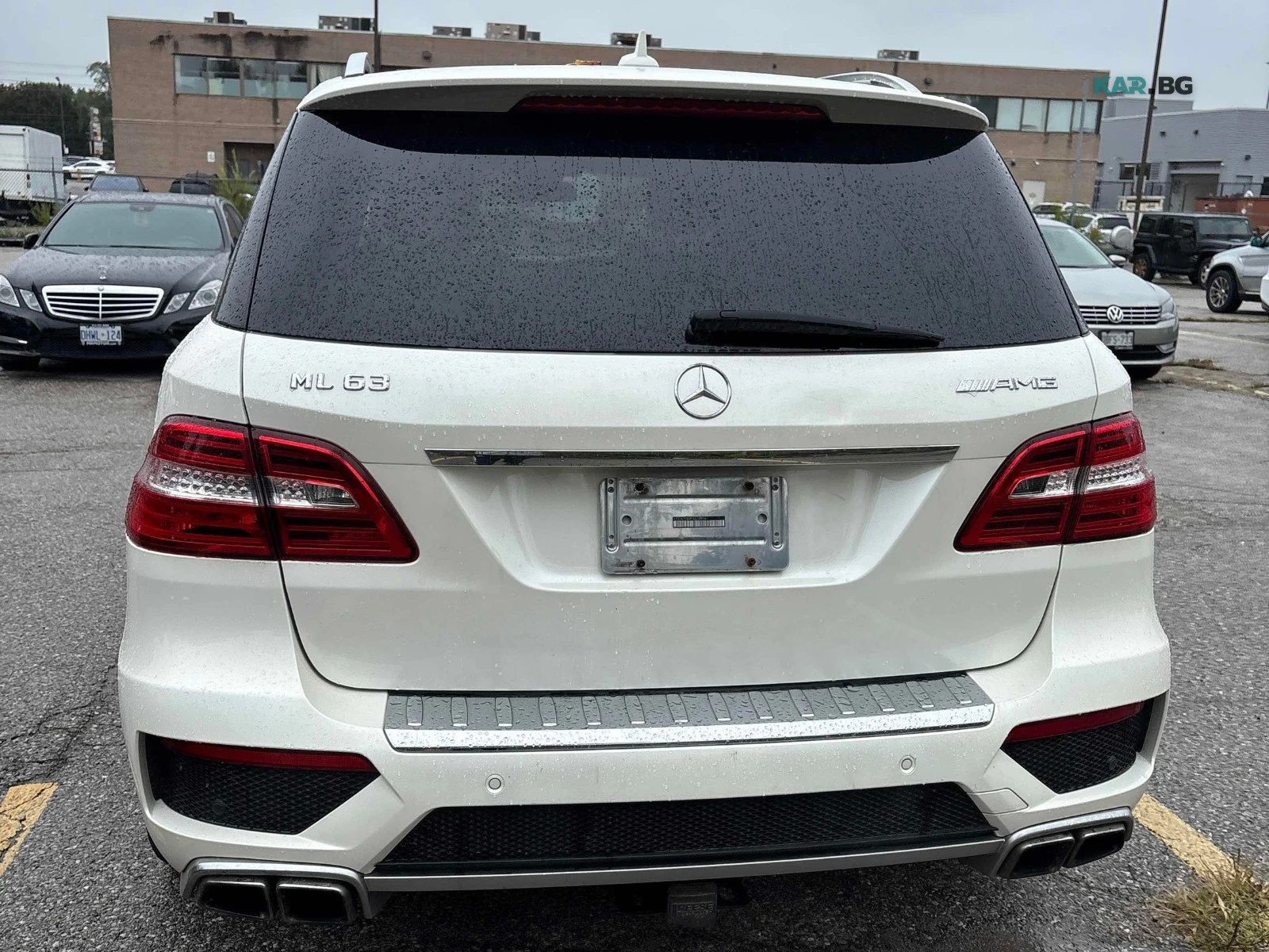 Mercedes-Benz ML 63 AMG * АвтоКредит (ЦЕНА ДО БГ), снимка 4 - Автомобили и джипове - 56132478