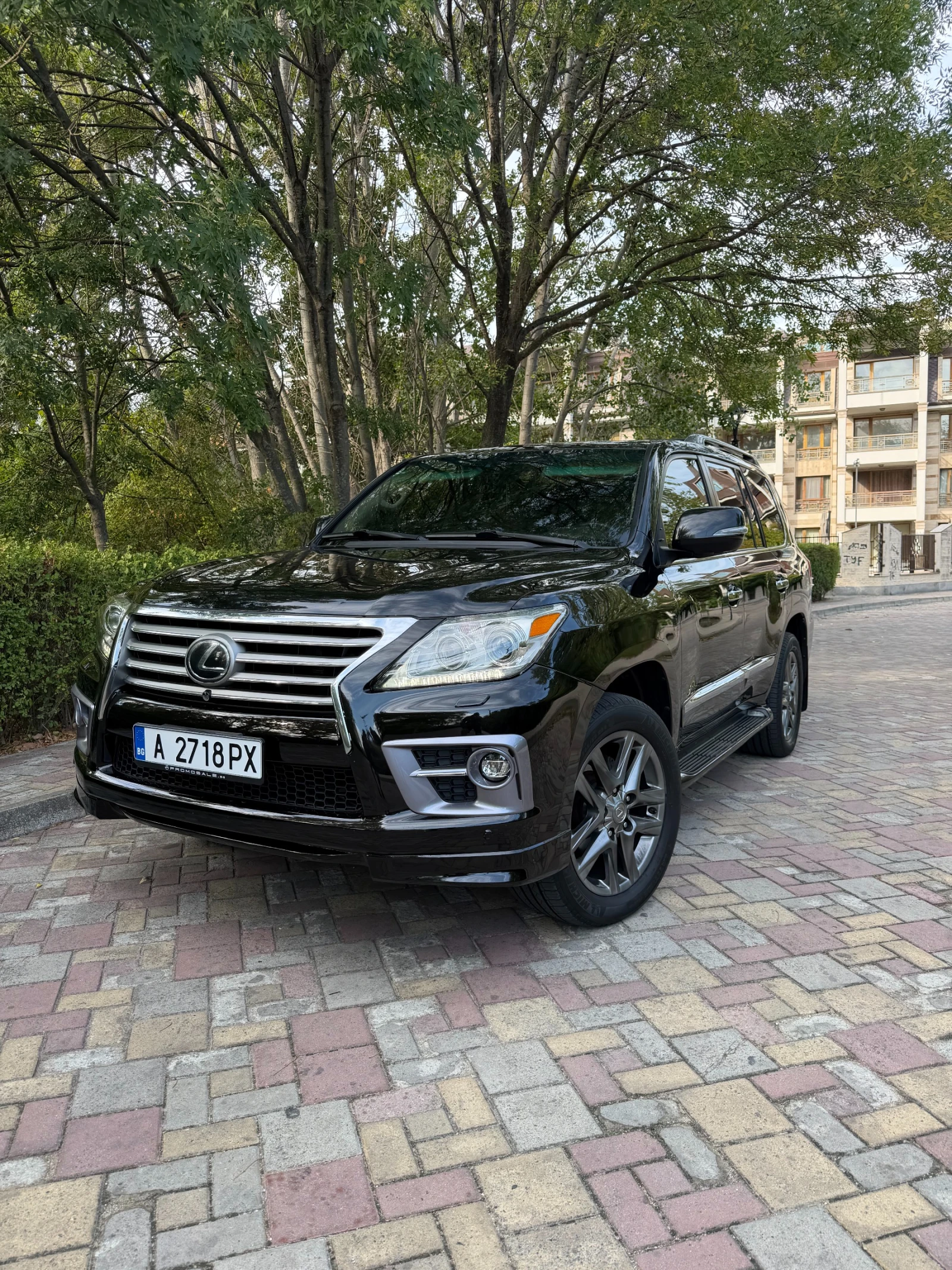 Toyota Land cruiser 5.7 v8, снимка 8 - Автомобили и джипове - 56294089