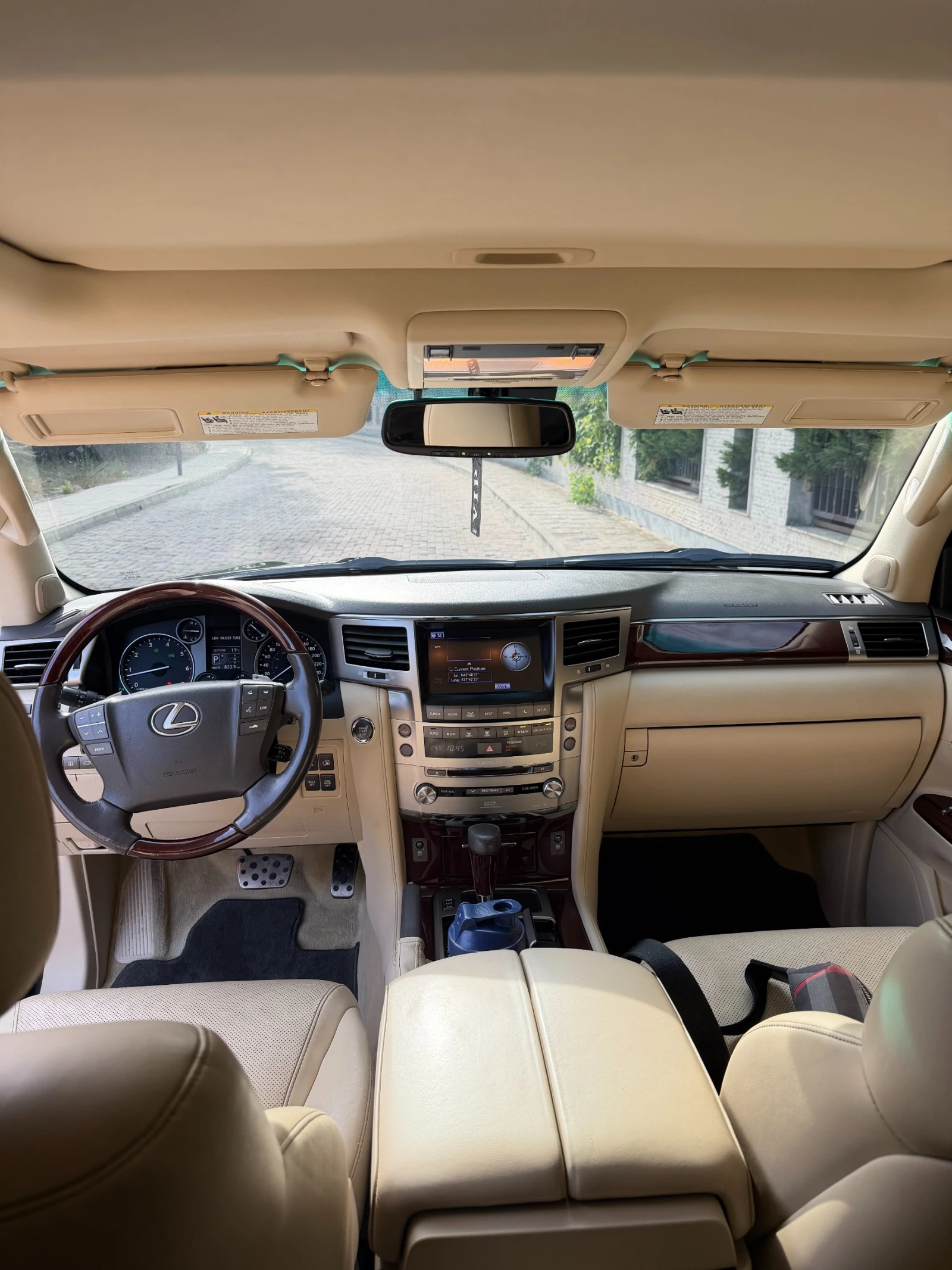 Toyota Land cruiser 5.7 v8, снимка 11 - Автомобили и джипове - 56294089