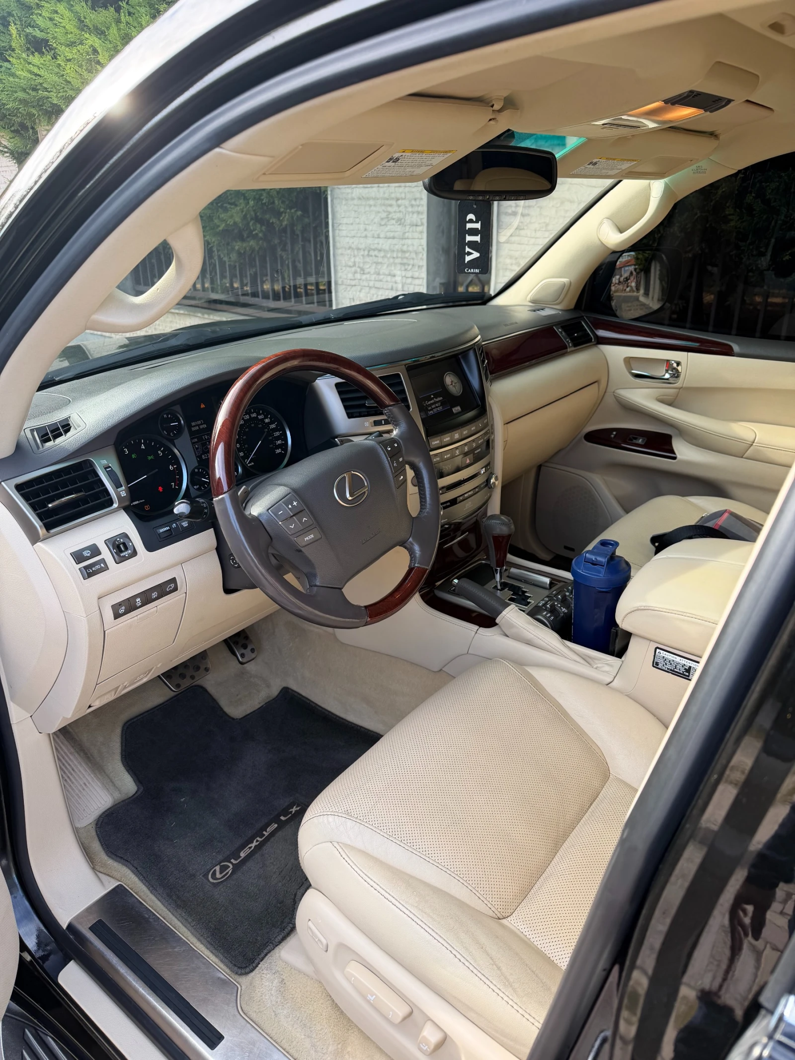 Toyota Land cruiser 5.7 v8, снимка 10 - Автомобили и джипове - 56294089