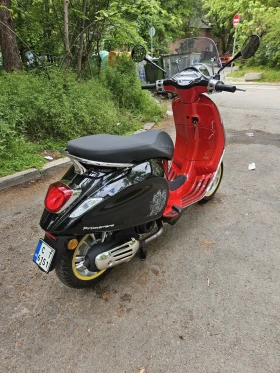 Vespa Primavera Mickey Mouse , снимка 3