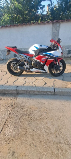 Обява за продажба на Honda Cbr ~13 500 лв. - изображение 2