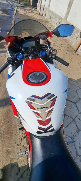 Обява за продажба на Honda Cbr ~13 500 лв. - изображение 3