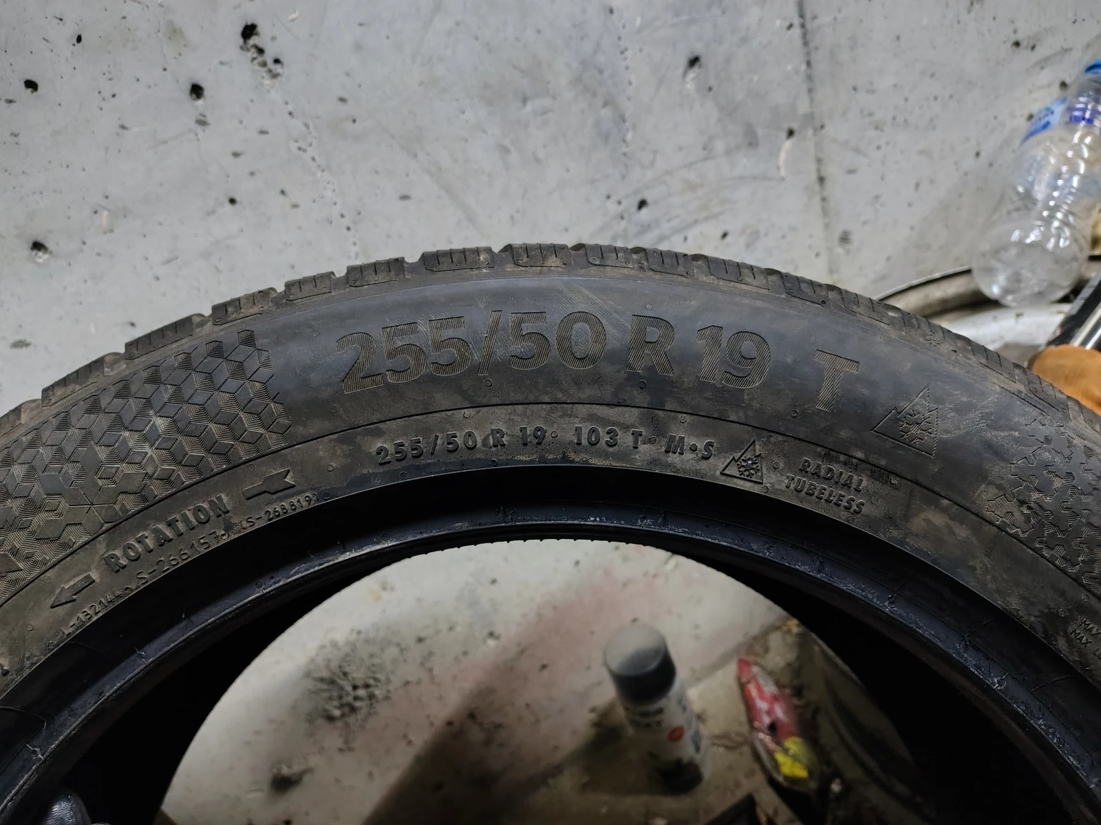 Гуми Зимни 255/50R19, снимка 6 - Гуми и джанти - 54088189