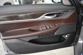 BMW 730 xDrive Sedan, снимка 11