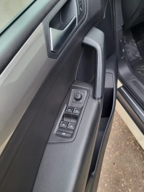 VW Touran 2000 tdi - 8189 € / 16016.29 лв. - 95203956 12