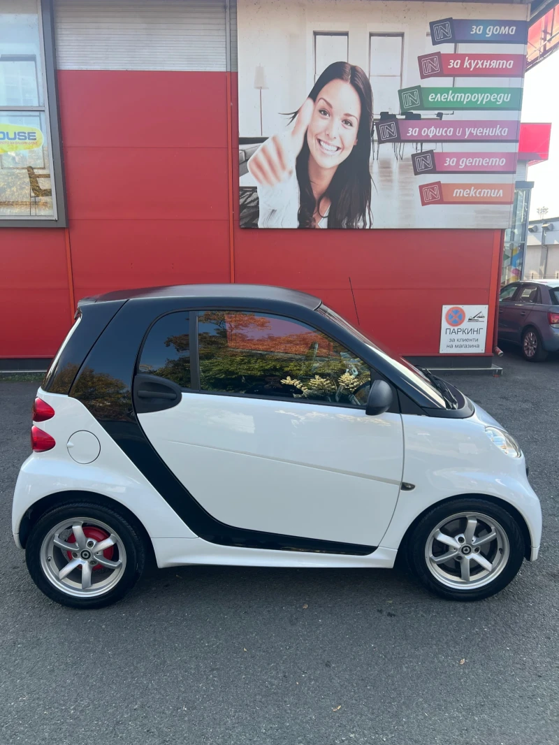 Smart Fortwo mHD, снимка 3 - Автомобили и джипове - 47885865