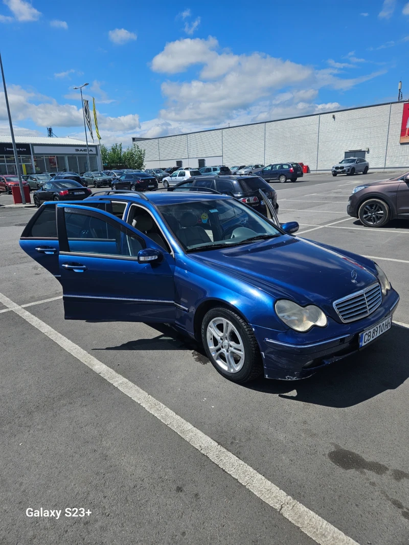 Mercedes-Benz C 220, снимка 3 - Автомобили и джипове - 49168473