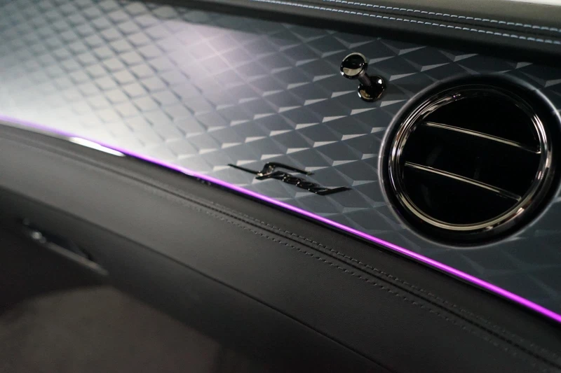 Bentley Continental gt SPEED V8 HYBRID/BLACK EDITION/NAIM/PANO/MULLINER/, снимка 16 - Автомобили и джипове - 51579123